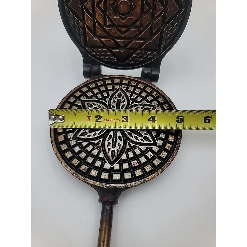 VTG Italian Pizzelle Maker Handheld Stove Top‎ Aluminum Cookie Waffle Iron